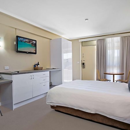 Best Western Sanctuary Inn Тамворт Екстер'єр фото