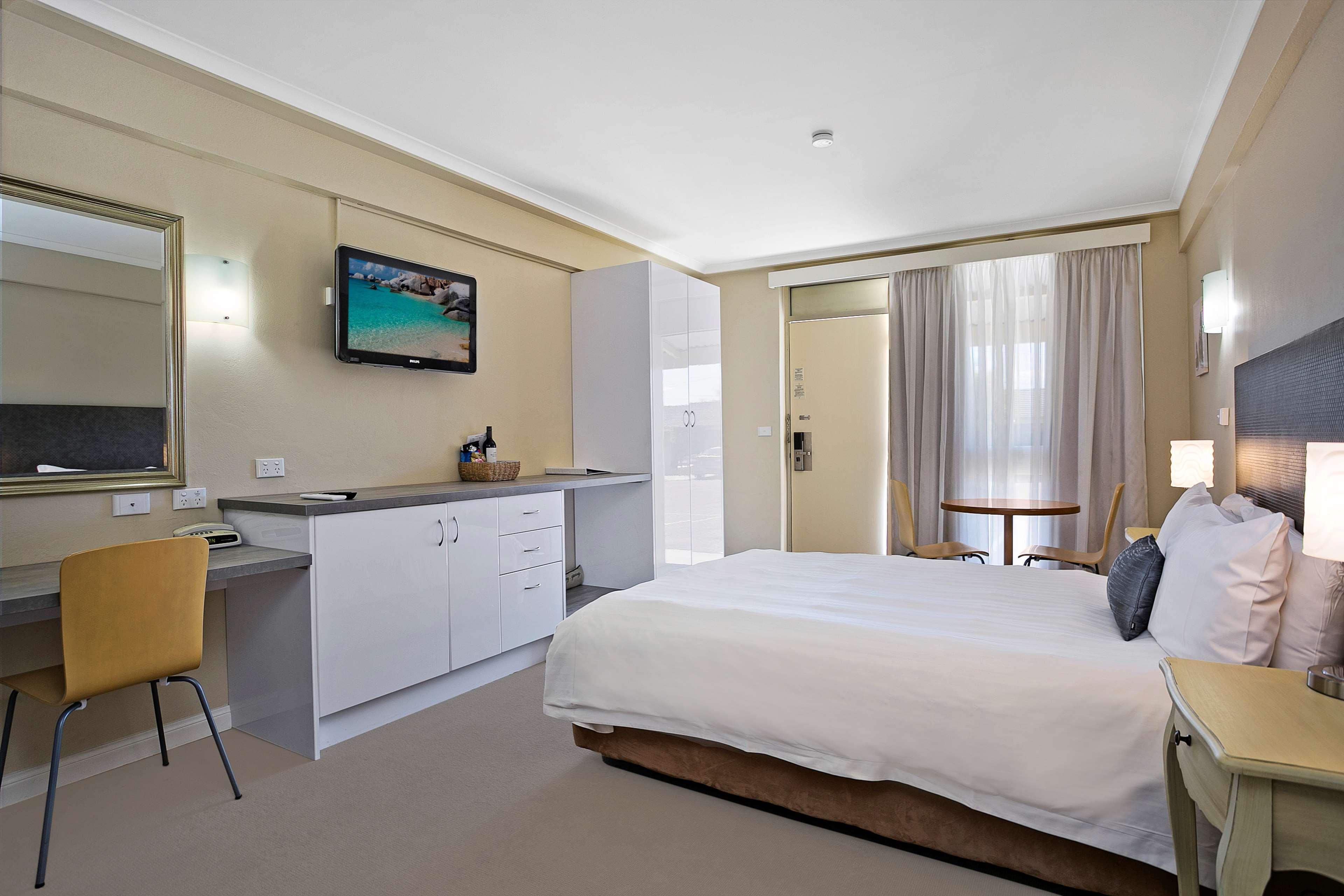 Best Western Sanctuary Inn Тамворт Екстер'єр фото